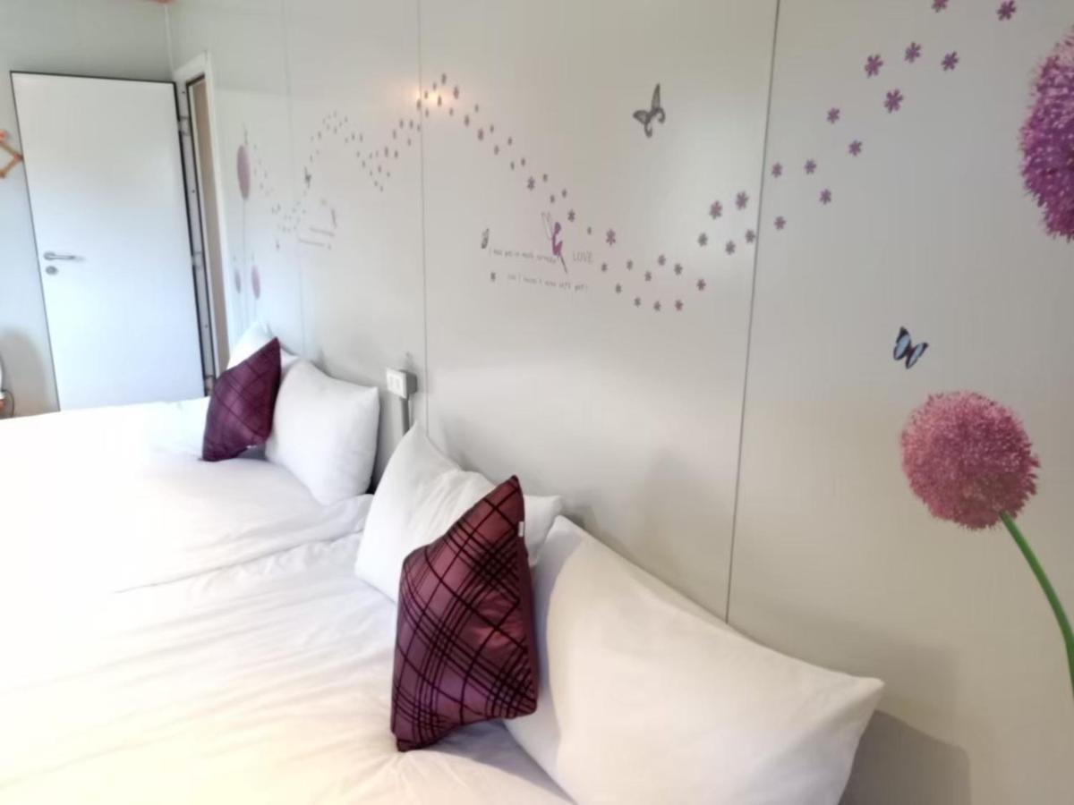 556 Homestay Danei Bagian luar foto
