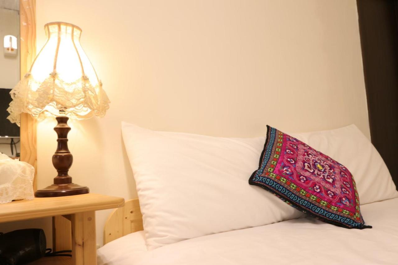 556 Homestay Danei Bagian luar foto